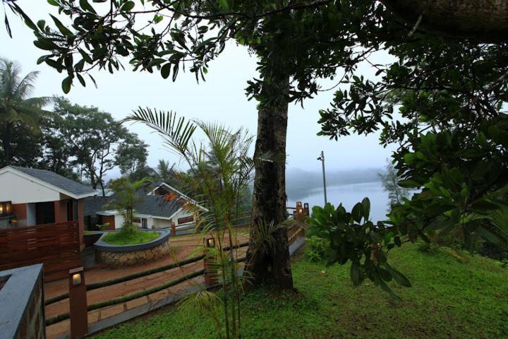 Wayanad Silver Woods Екстериор снимка